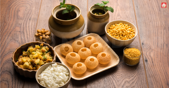 Puchkas-Bengals-Tiny-Bombs--street-food Puchkas-Bengals-Tiny-Bombs--street-food