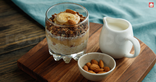 smoothie-with-peanut-butter-and-banana--breakfast smoothie-with-peanut-butter-and-banana--breakfast