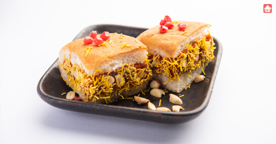 Dabeli--mumbai-street-food