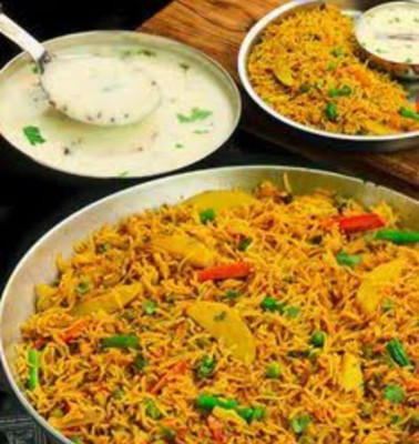 Veg Pulav  And Kadhi (2 Person)