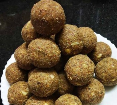 Methi Ladoos (For 500 Gm)