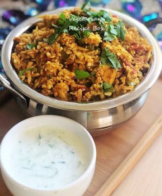 Veg Pulav & Rayatu (2 Ser)