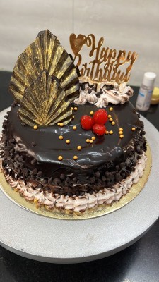 Choco Chips Cake