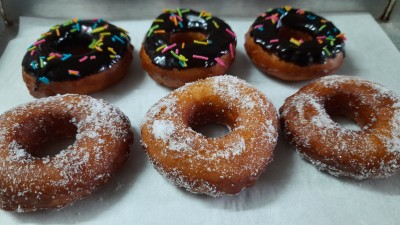 Donuts....6pcs