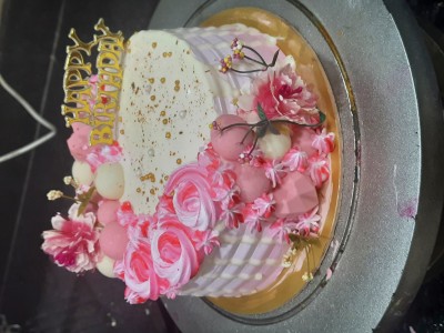 Strawberry Cake