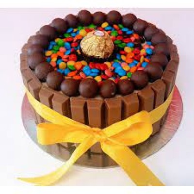 Chocolate Kit Kat Cake