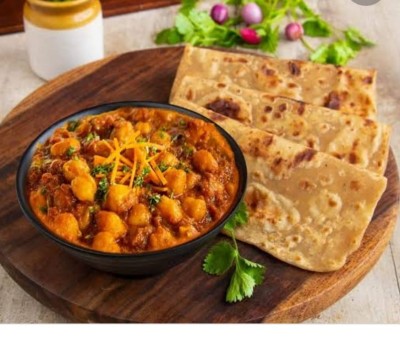 Chole Paratha Jeera Rise (5 Nos Paratha)