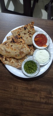 Paneer Paratha (Min 2 )