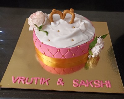 Engegment Cake 1 Kilo