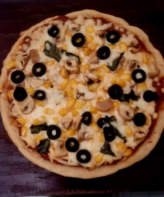 Mushrooms Pizza