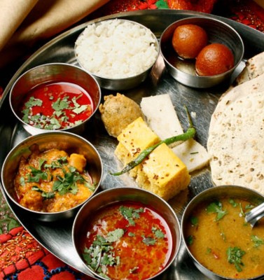 Gujarati Thali Full Combo