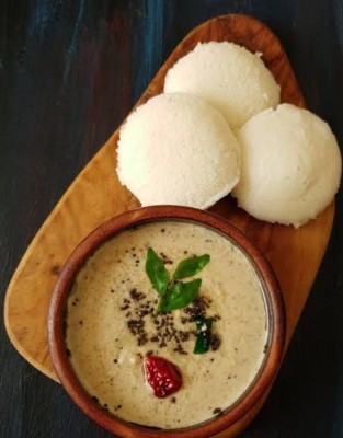 Idli Chutney - (3 Pieces) Minimum Order ₹150