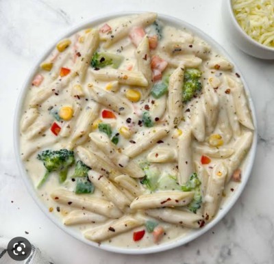 White Sauce Pasta