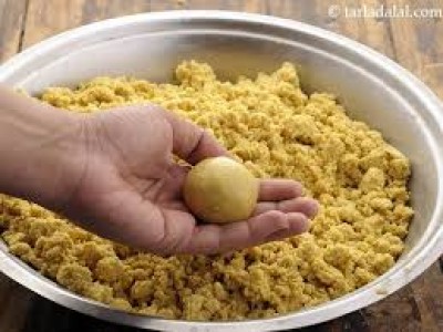 Besan Laddu