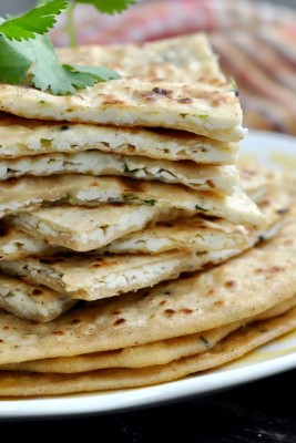 Paneer Paratha (3 Pc)