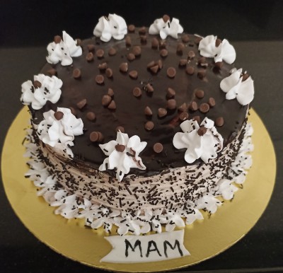 Chocolate Truffle Cake 500 Gm