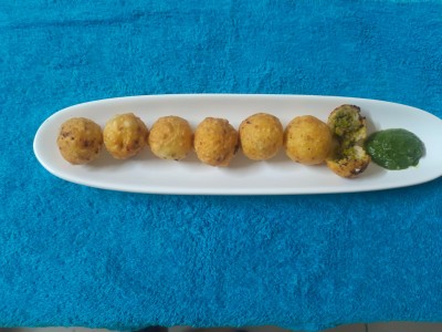 Stuffed Peas Pattis Seasonal ( 10 Pcs )