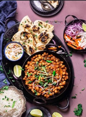 Chole Kulcha