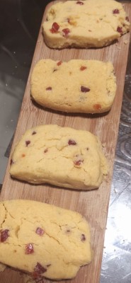 Karachi Cookies   (8 Pieces)