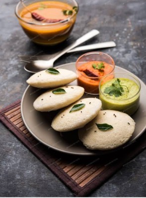 Idli Sambar (8pcs)