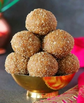 Churma Ladoo (1 Kg.)