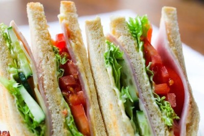 Veg Sandwich With Cheese Non Grill (Min 2)