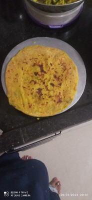 Aalloo Paratha With Curd (oil) (Min 8)