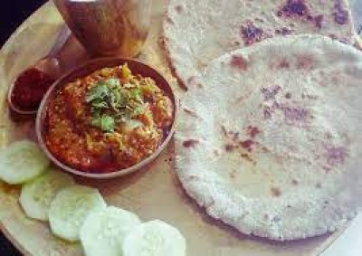 Bajra Roti  (2) With Sev Bhaji Or Bengan Bharta