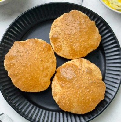 Poori( Min15 Pcs)
