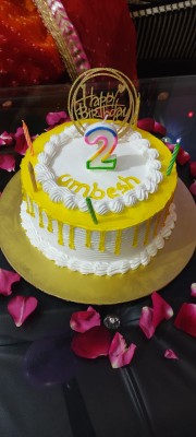 Pineapple Cake (1 Kg)