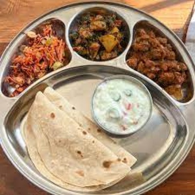 Kathiyawadi Gujarati Thali