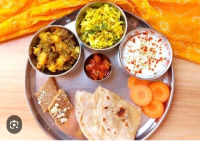 Gujrati Thali (Min 2)