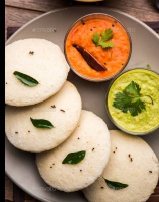 Idli Sambhar (8 Idli)