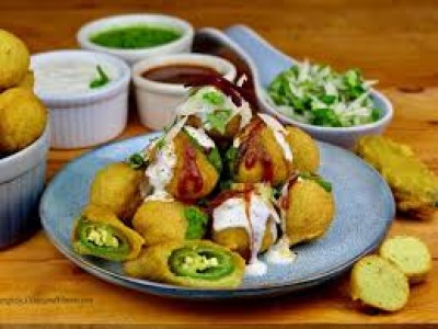 Ram Ladoo Chaat 8 Pc. (Jain FOOD Available)