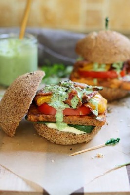 Spicy Paneer Tikka Burger  (2 Piece)